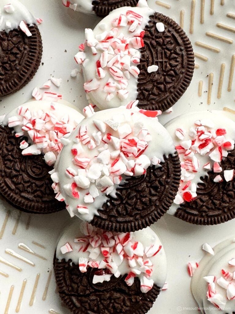 PEPPERMINT OREOS – The Southern Lady Cooks