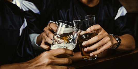 Using Alcohol to Relieve Anxiety: When It Feels Helpful but Is Not