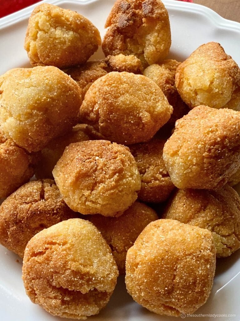 Grandma’s Hot Water Cornbread (Crispy Outside, Soft Inside)