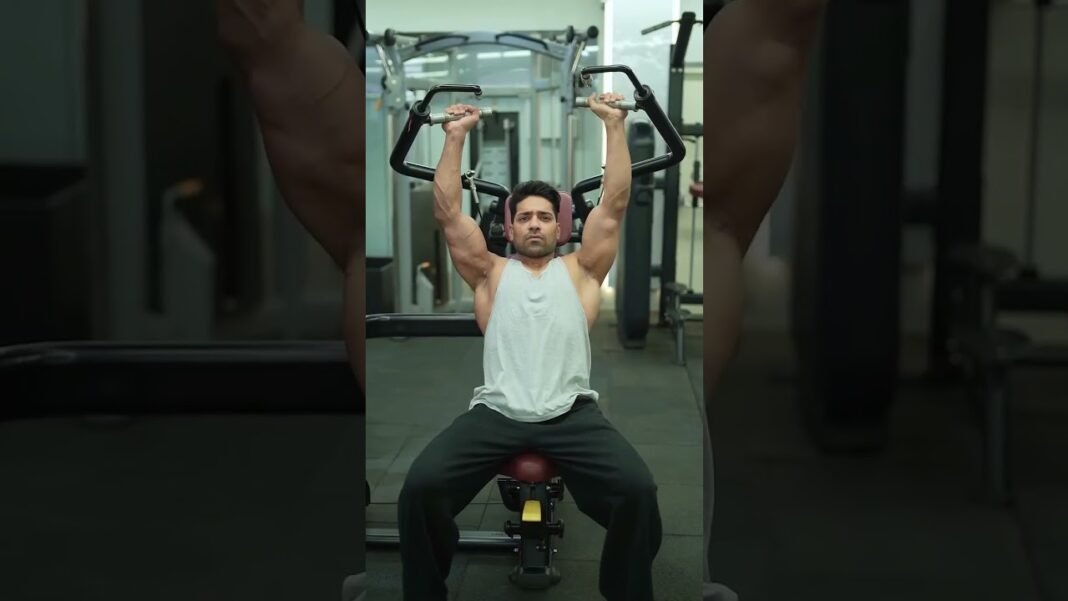 Workout 💪 #rohitkhatrifitness #bodybuilding #navafitness #gymshorts #gymworkout #rkfitness #fitness